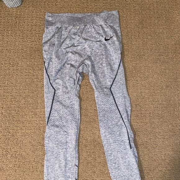 Nike Pants - Nike Pro Leggings
